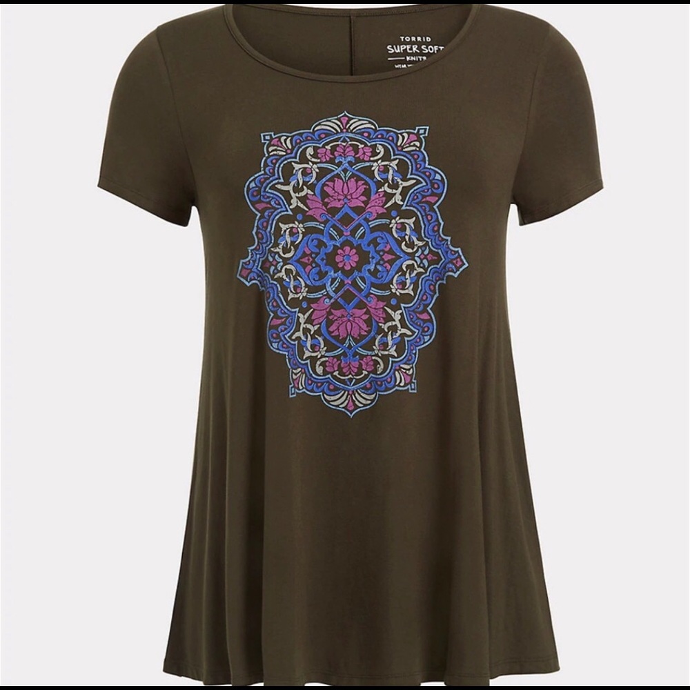 🚫SOLD🚫 SUPER SOFT OLIVE MANDALA SWING TEE